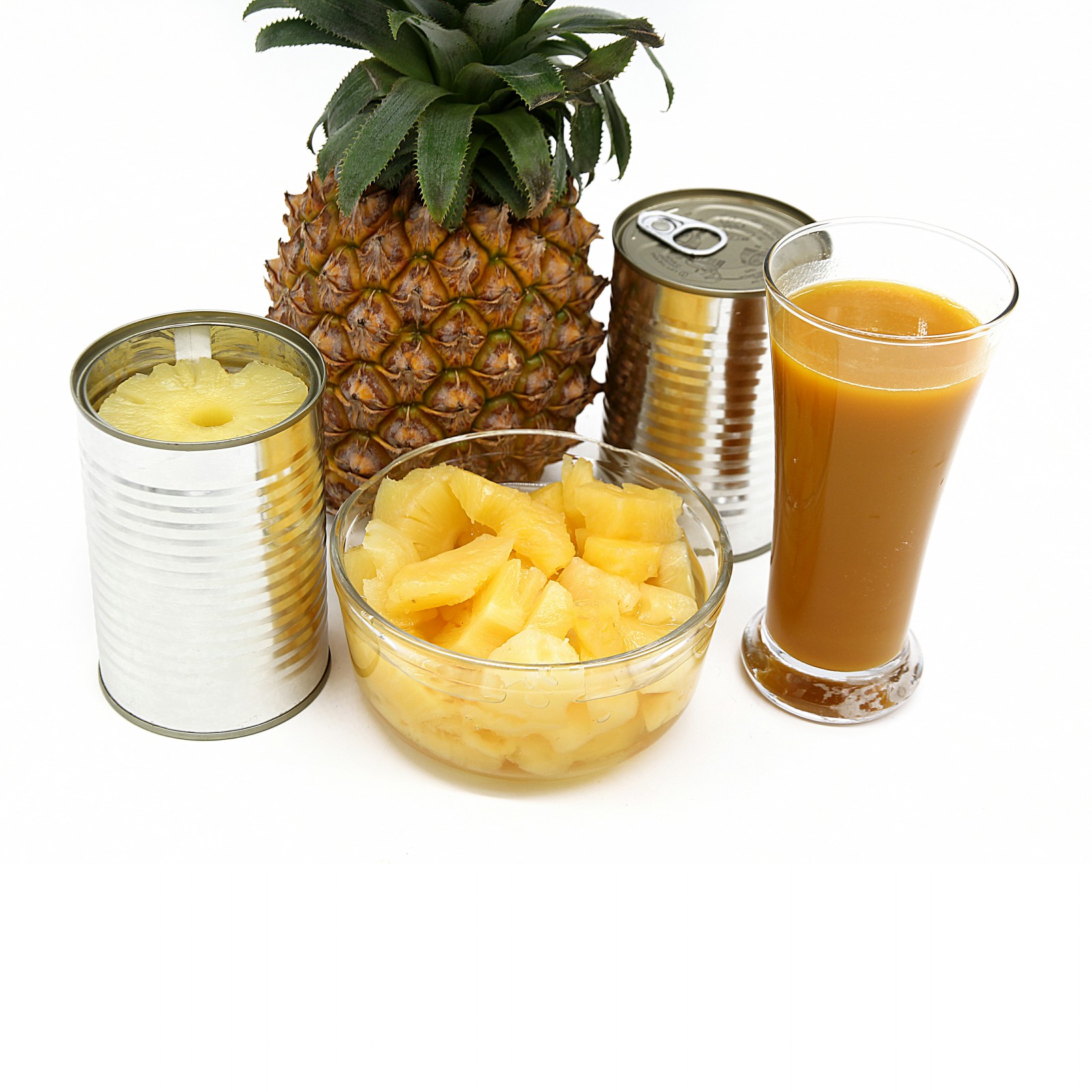 Canned pineapple chunks